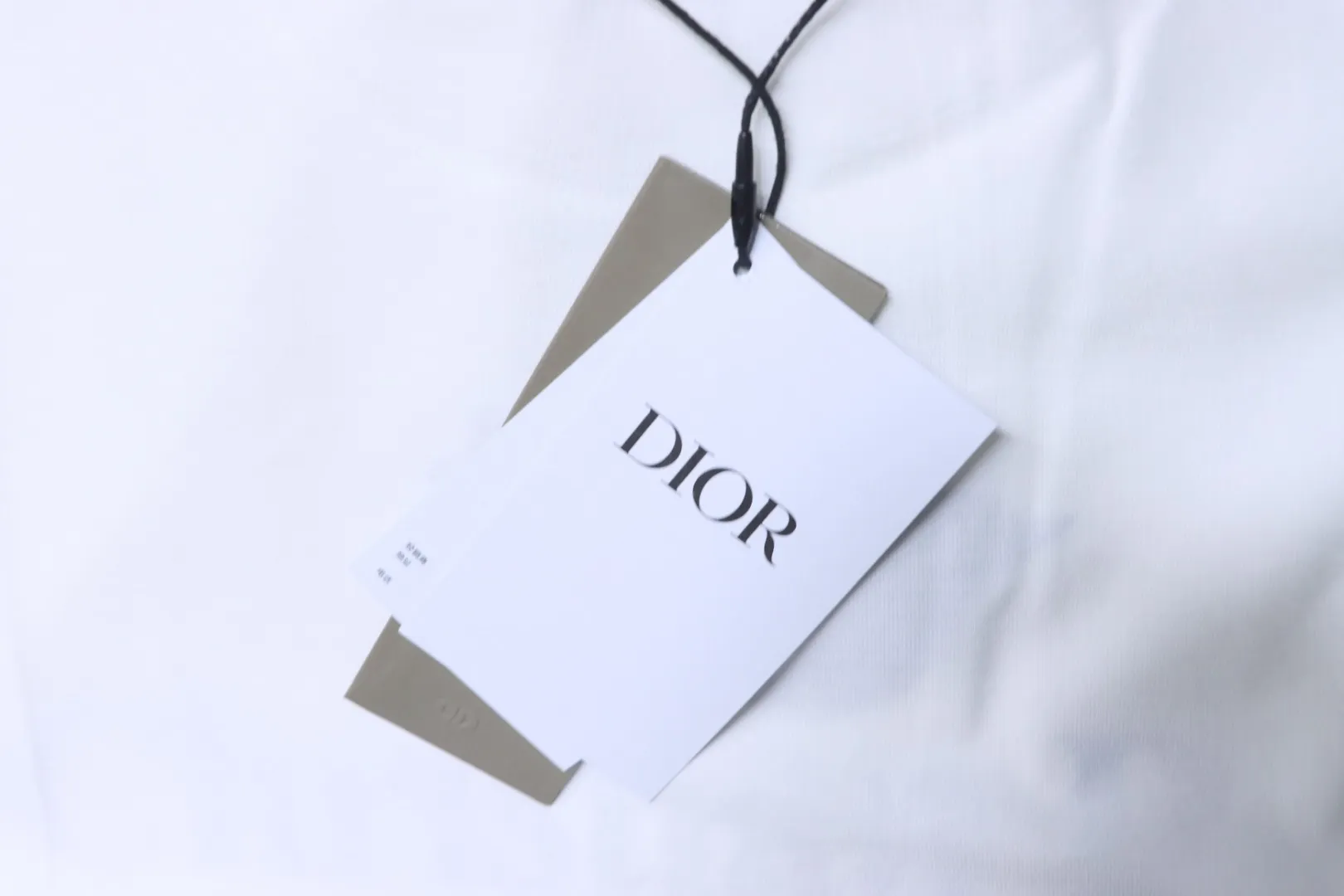 Dior Hangtag