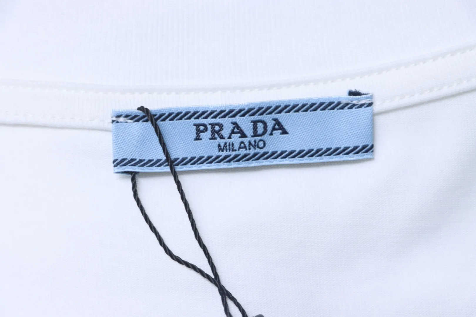 Prada-Markenetikett