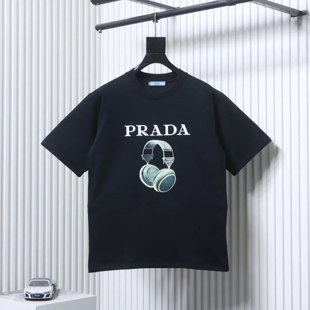 Prada Vorderansicht Schwarz