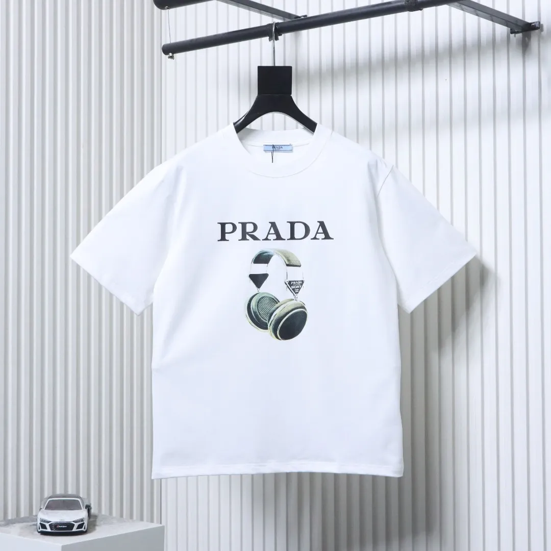 Prada Frontansicht Weiß