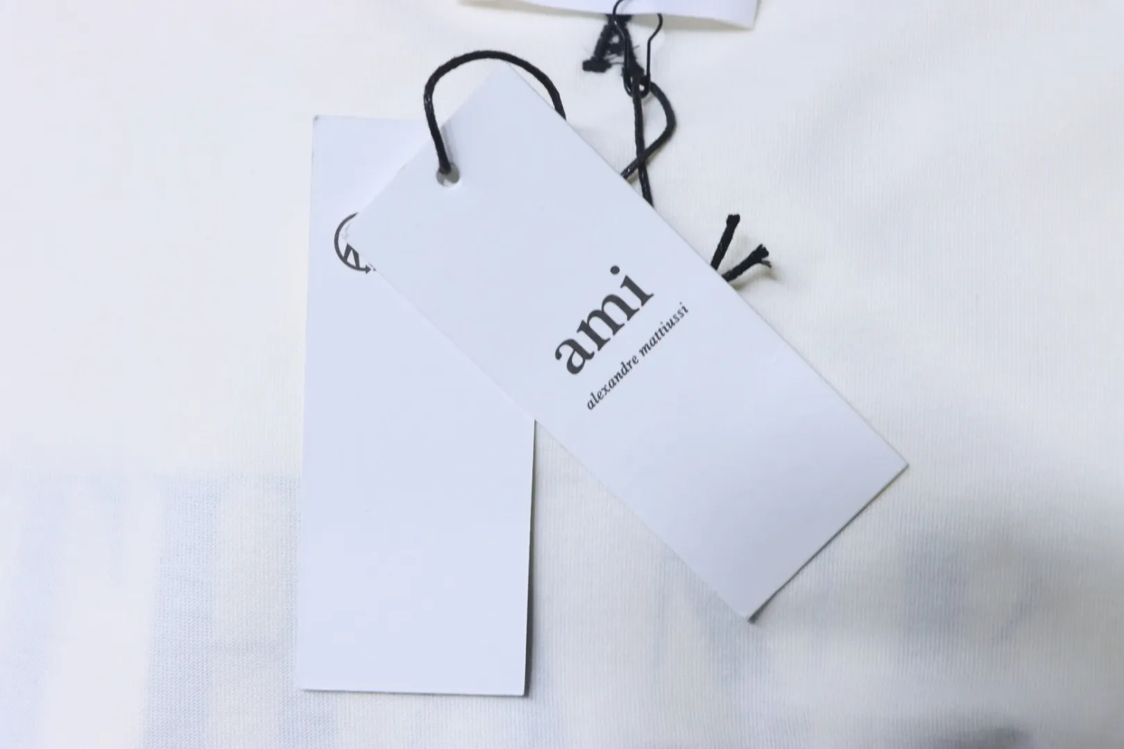 Ami Hangtag