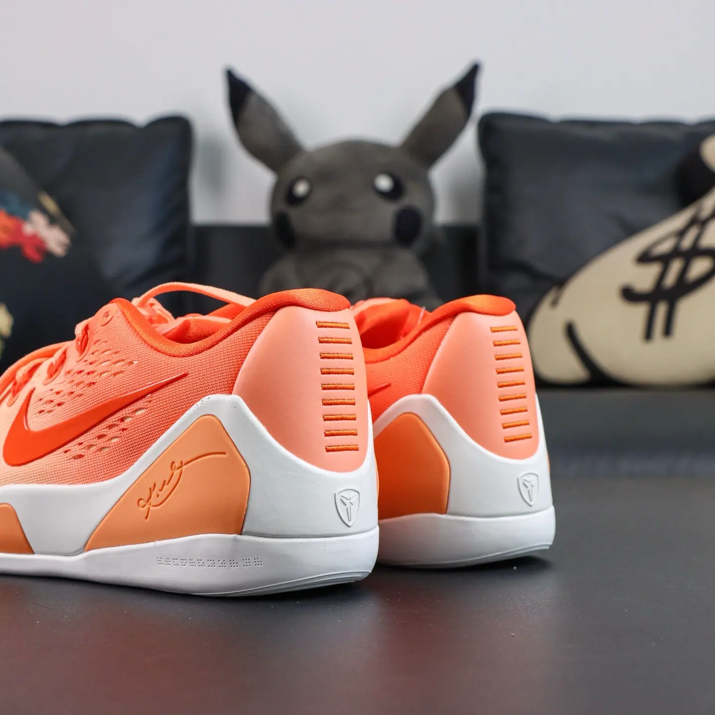 Kobe 9 Elite EM Protro WNBA Orange – Bild 6