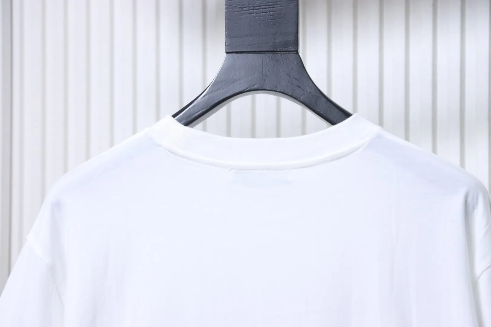 Acne Studios hinterer Kragen
