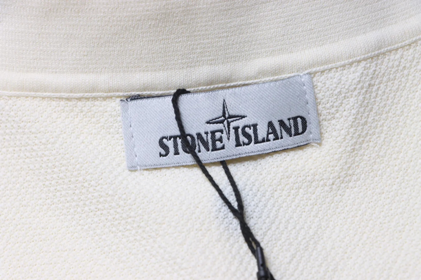Stone Island – Markenlabel