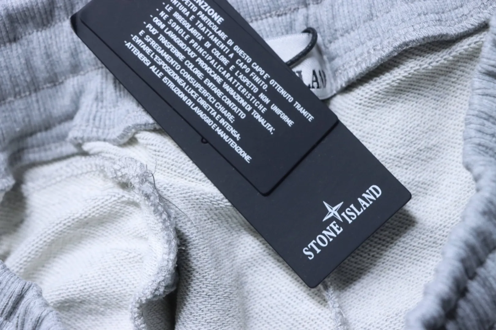 Stone Island – Hangtag