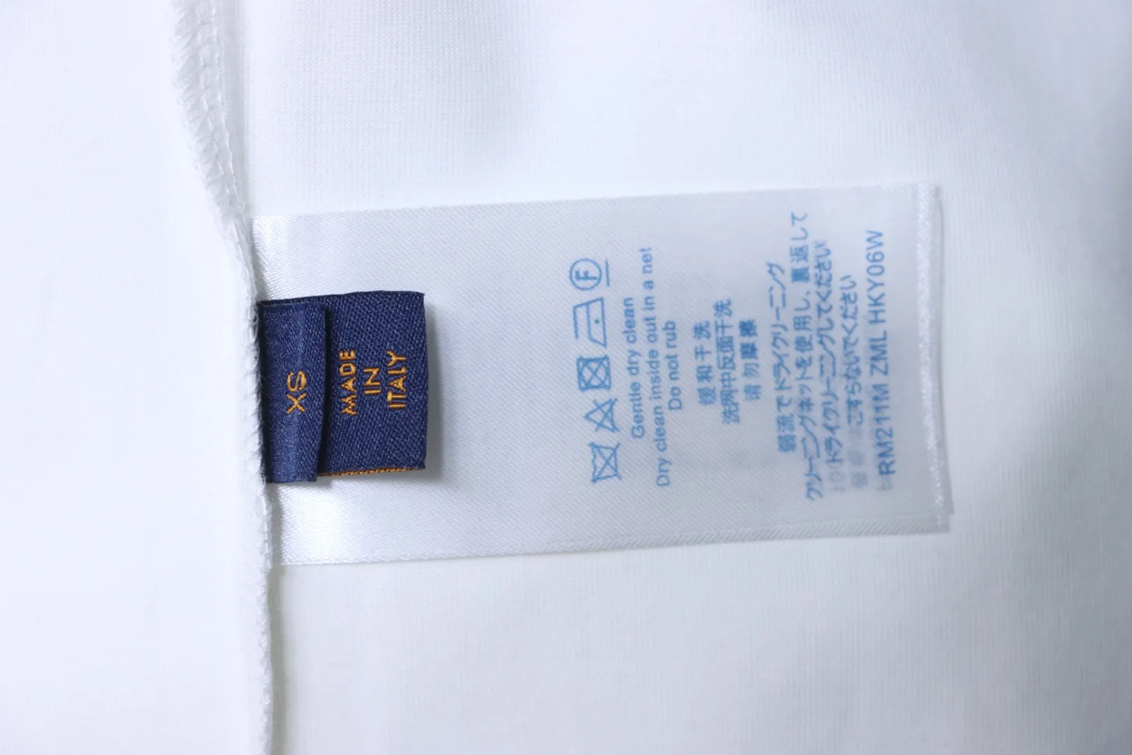 Louis Vuitton Pflegeetikett