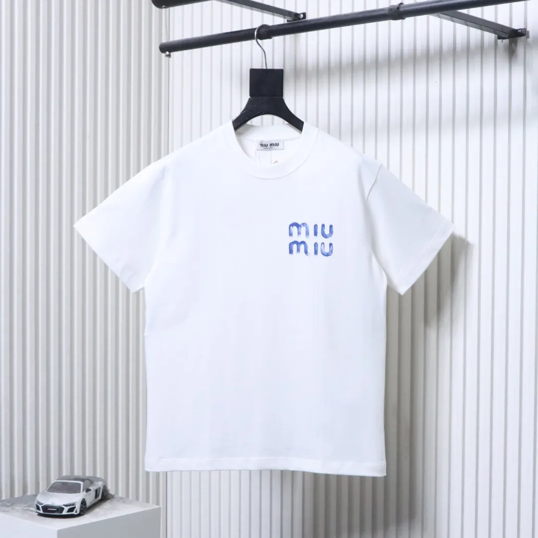 Miu Miu Vorderansicht Weiß