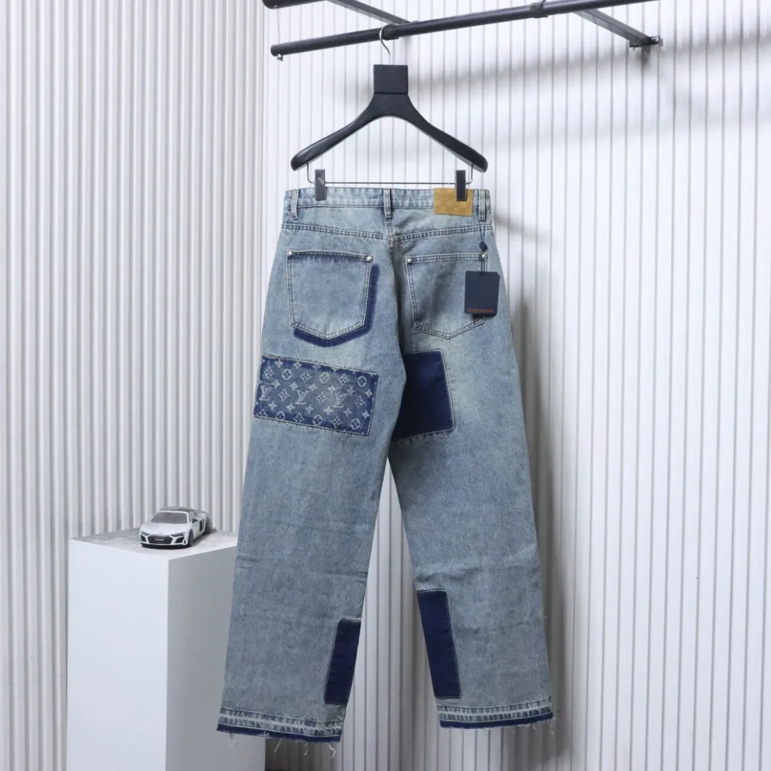 Louis Vuitton Rückansicht