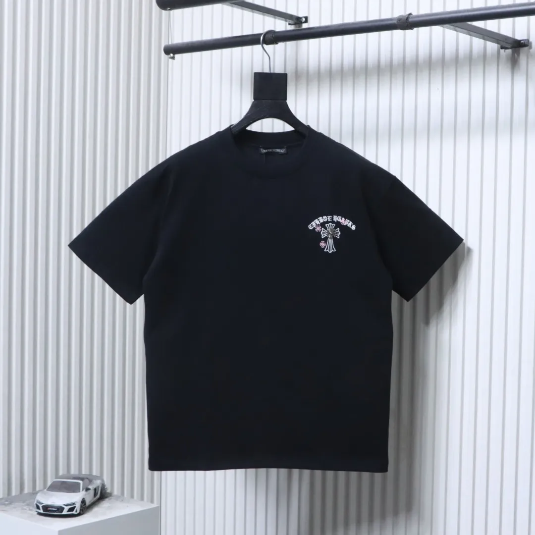 Chrome Hearts – Vorderansicht, Schwarz
