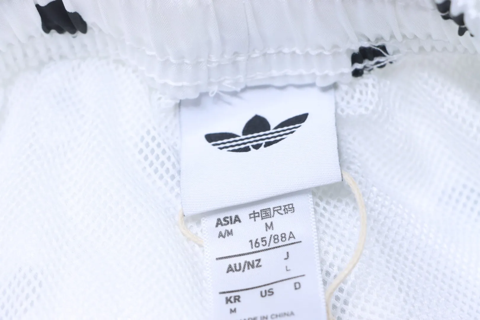 Adidas-Markenetikett