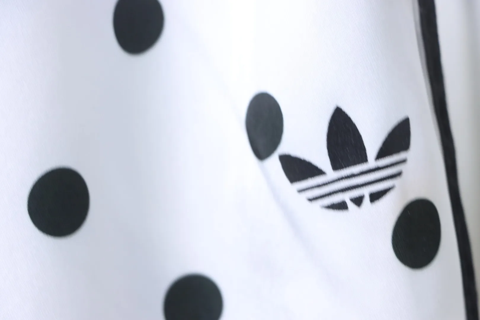 Adidas-Markenlogo