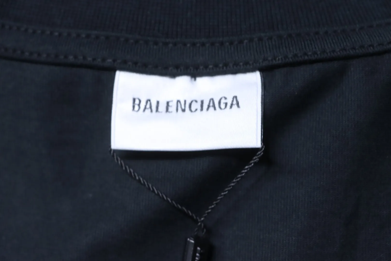 Balenciaga Markenlabel