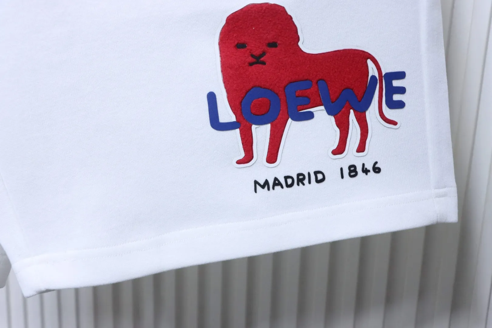 Loewe Saum