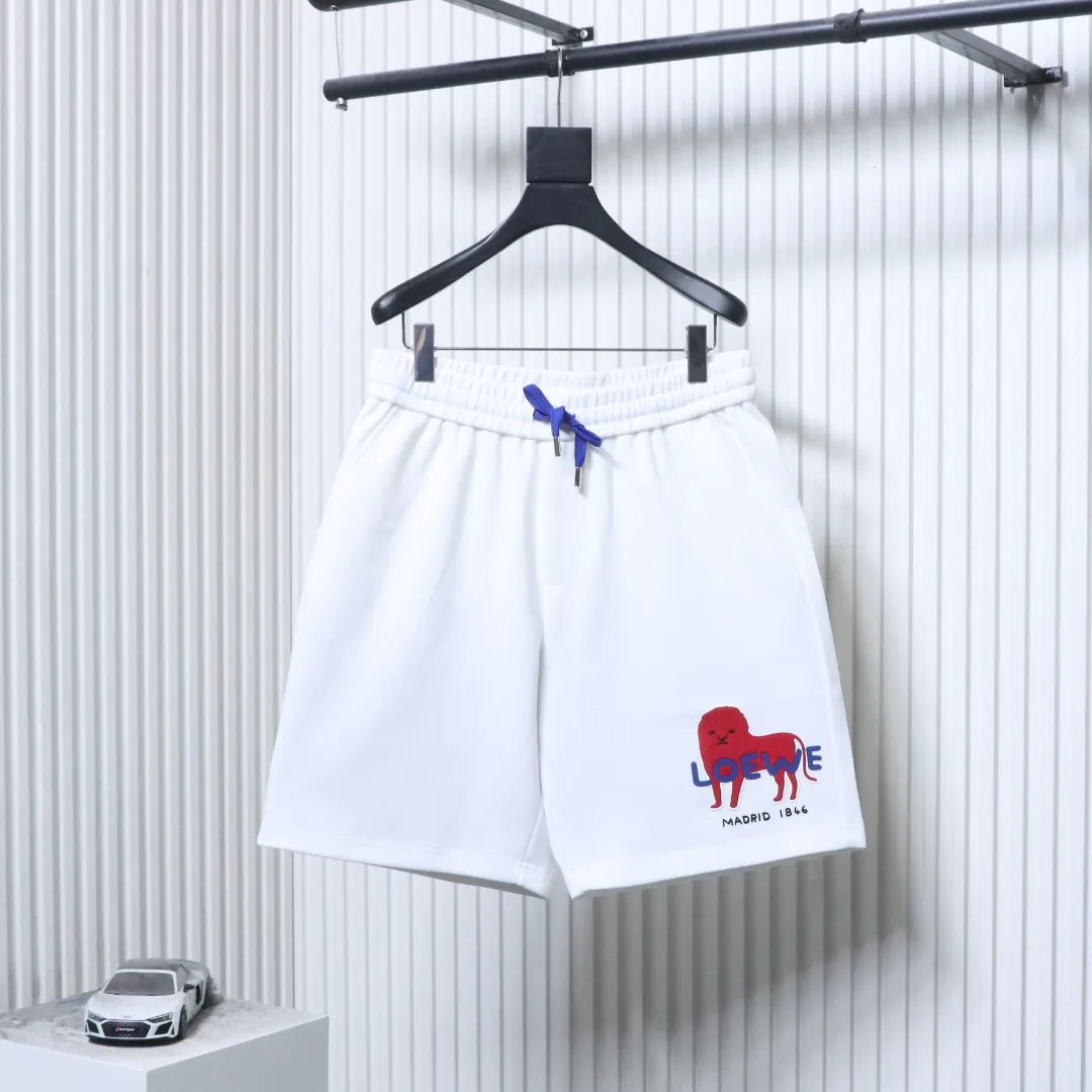 Loewe Vorderansicht Weiß