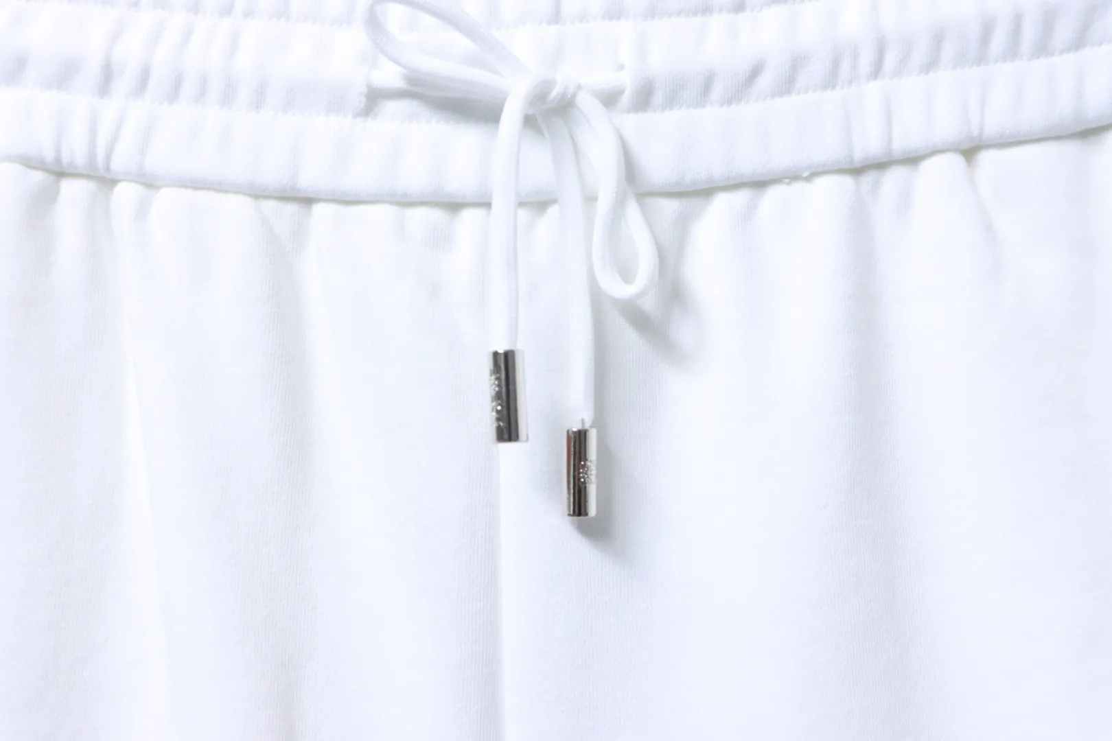 Loewe Kordelzug