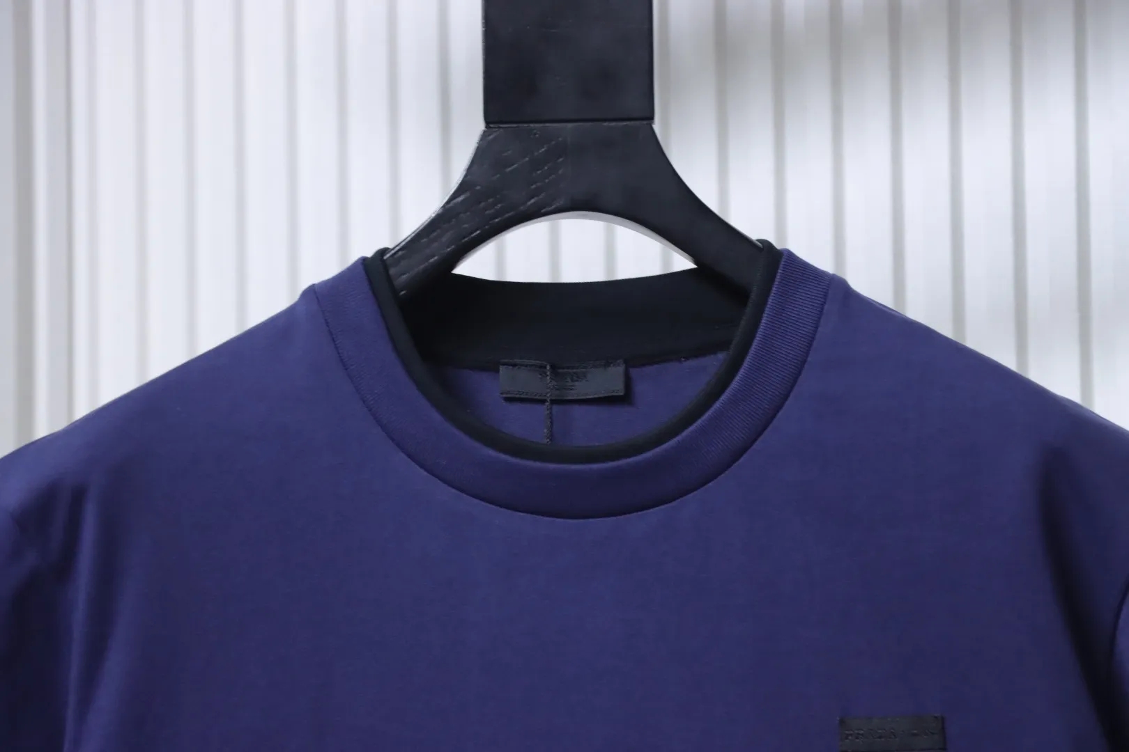 Prada-Kragen