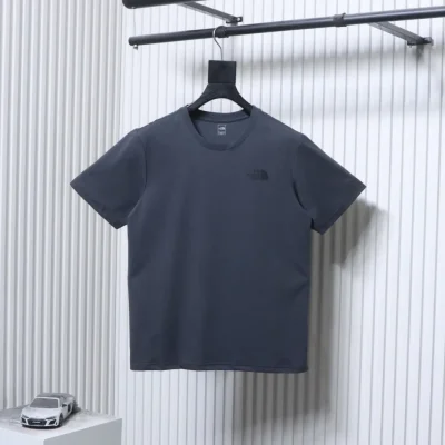 The North Face Vorderansicht Grau