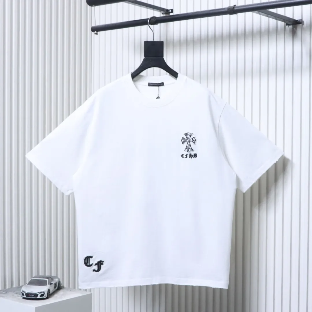 Chrome Hearts Vorderansicht Weiß