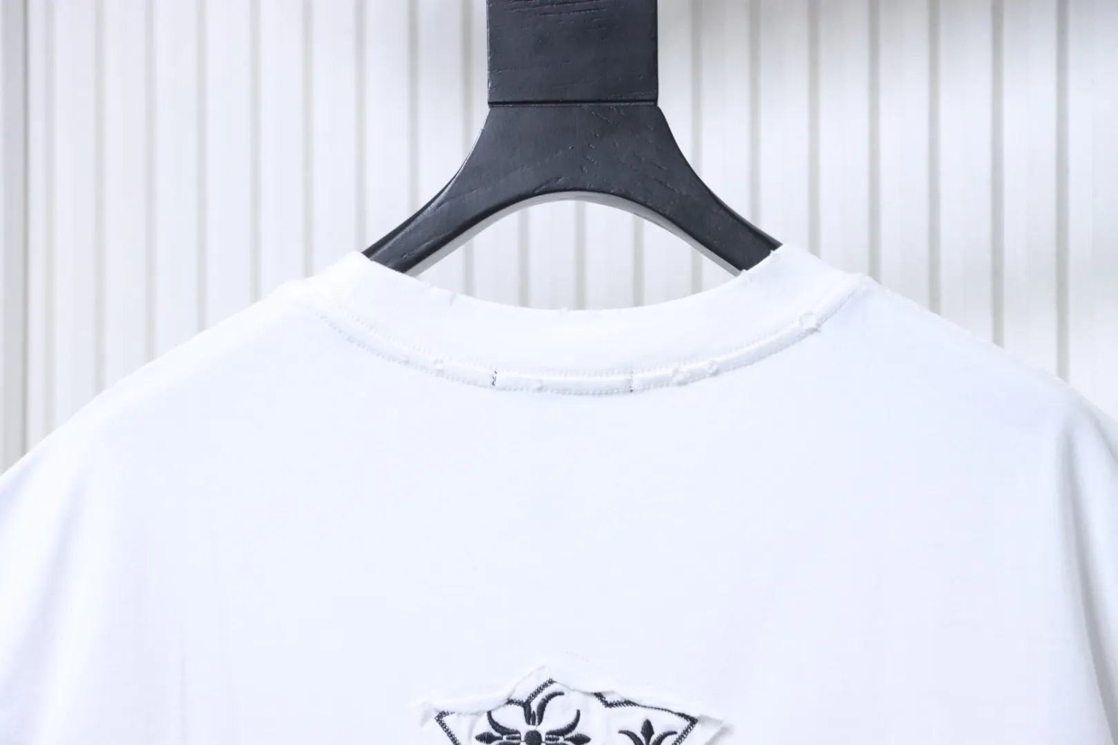 Chrome Hearts Hinterkragen