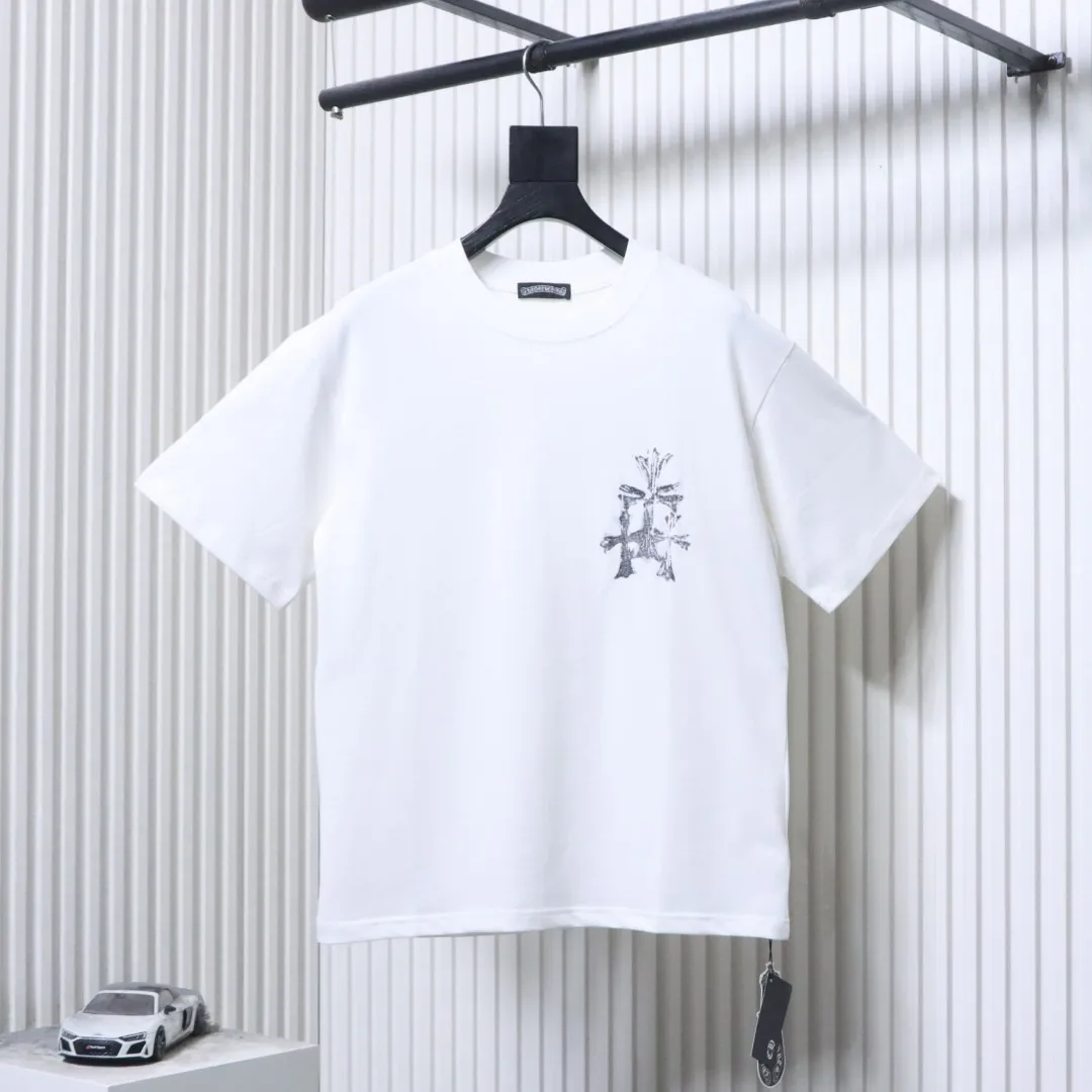 Chrome Hearts Vorderansicht weiß