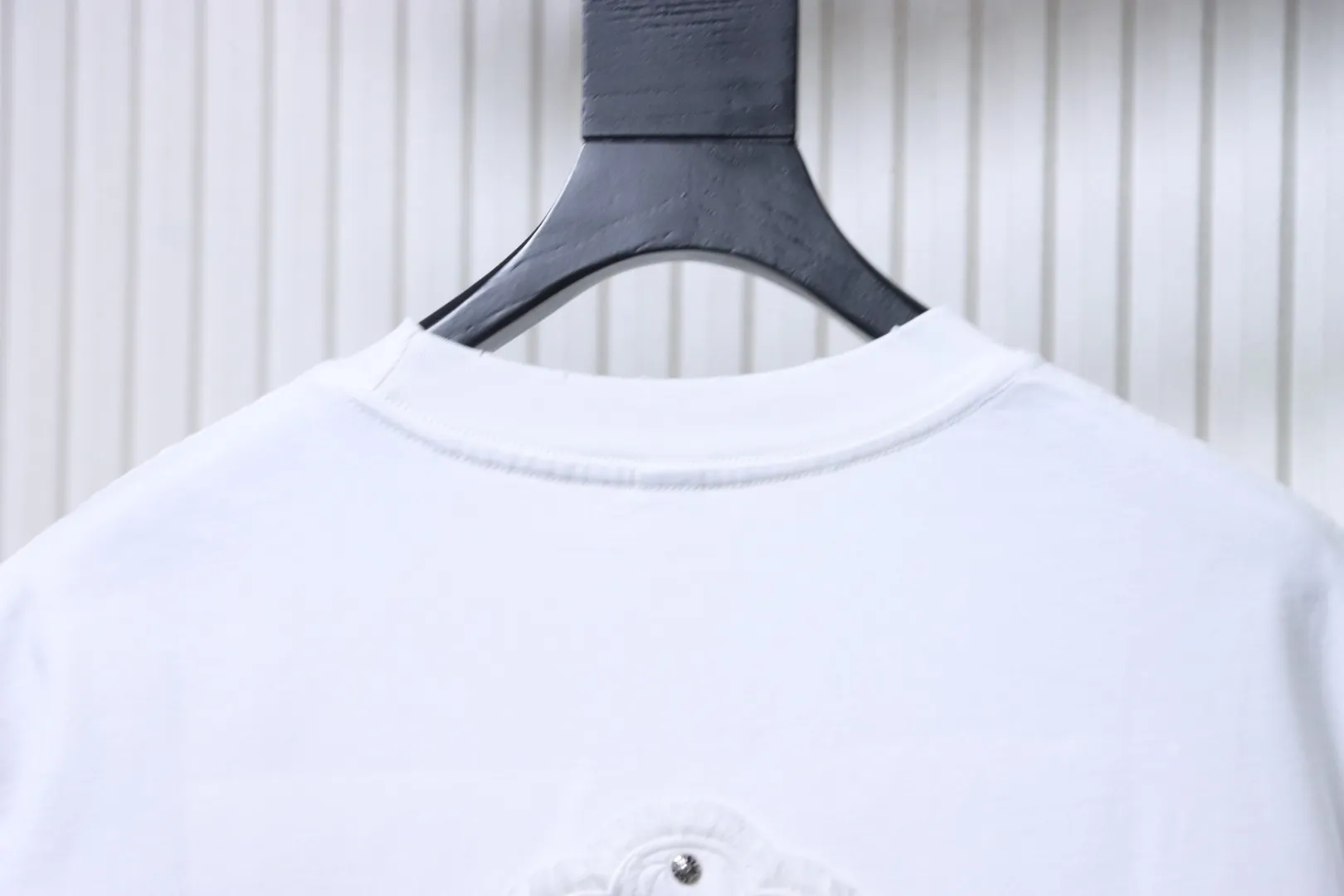 CHROME HEARTS Hinterer Kragen