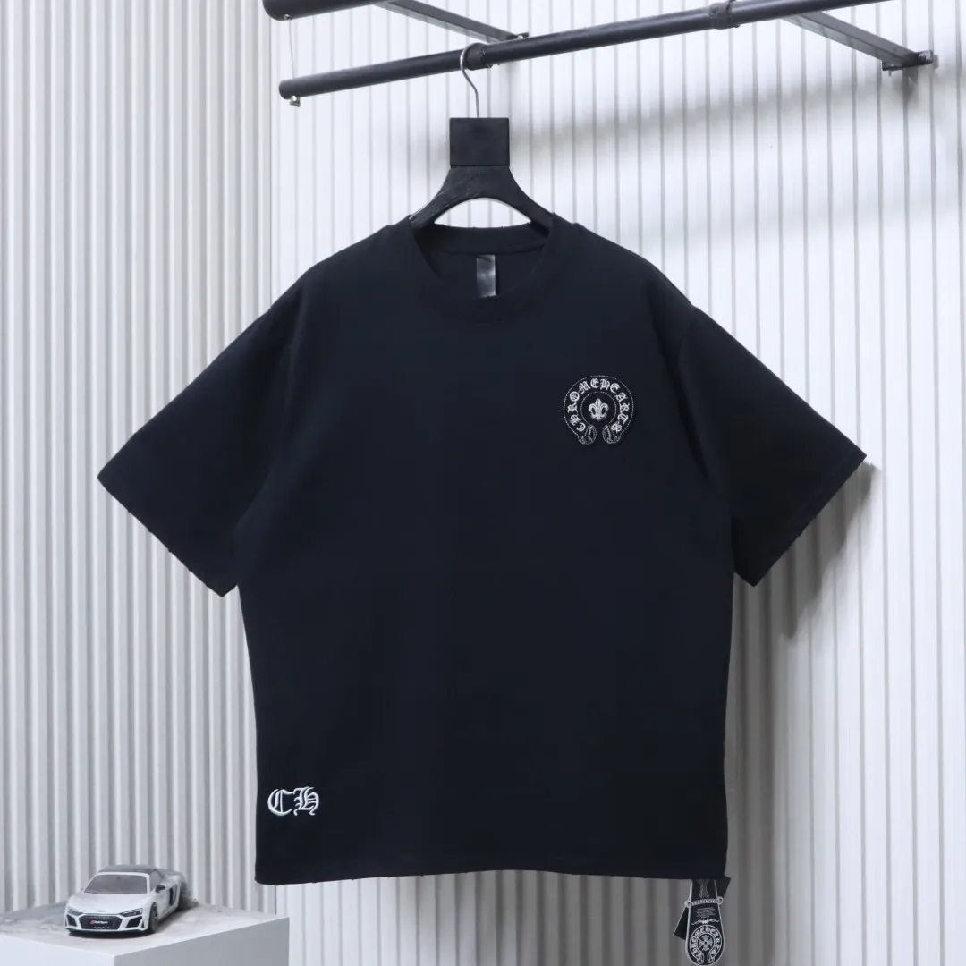 Chrome Hearts Vorderansicht Schwarz