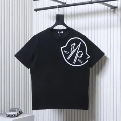 Moncler Vorderansicht Schwarz