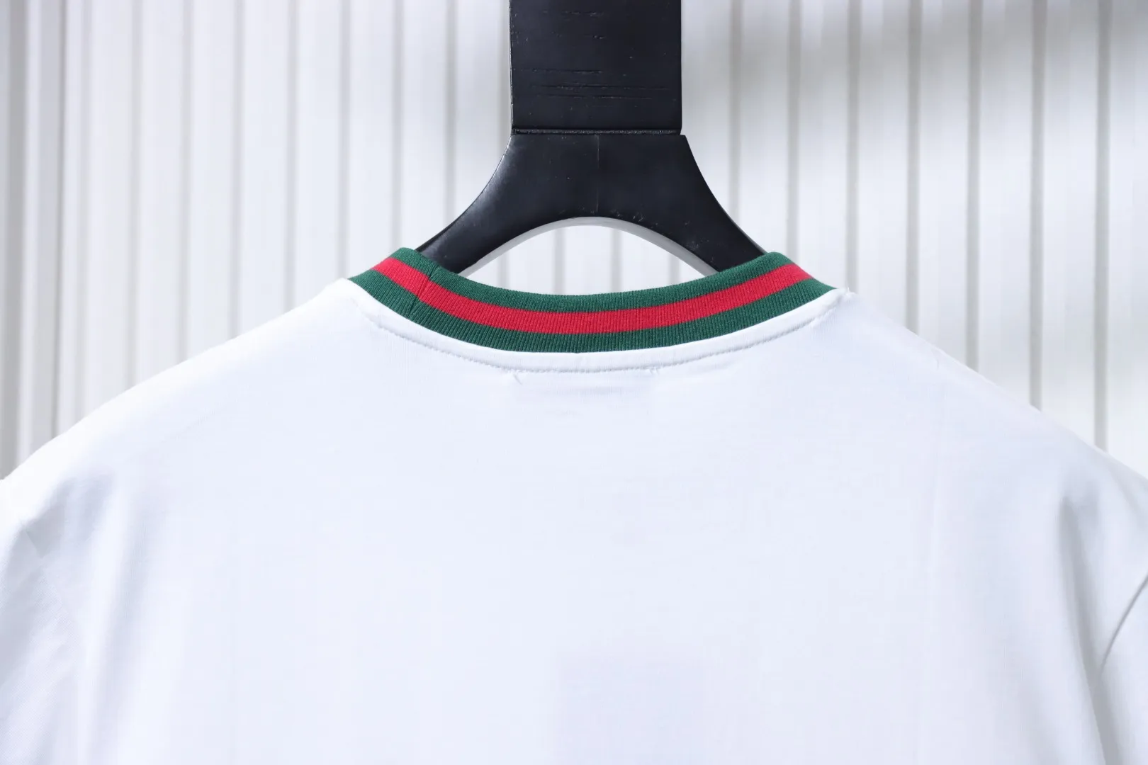 Gucci-Hinterkragen