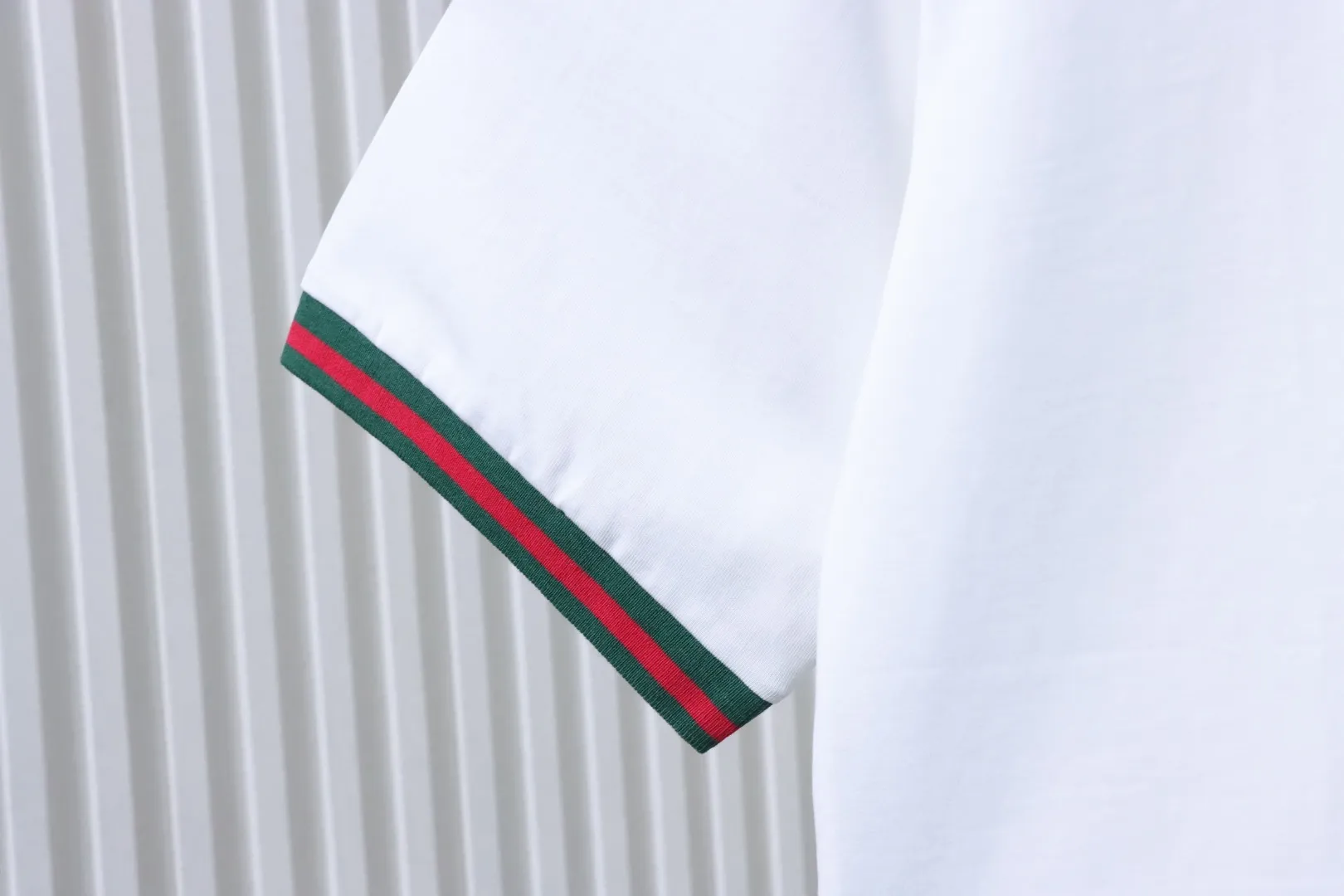 Gucci-Ärmel