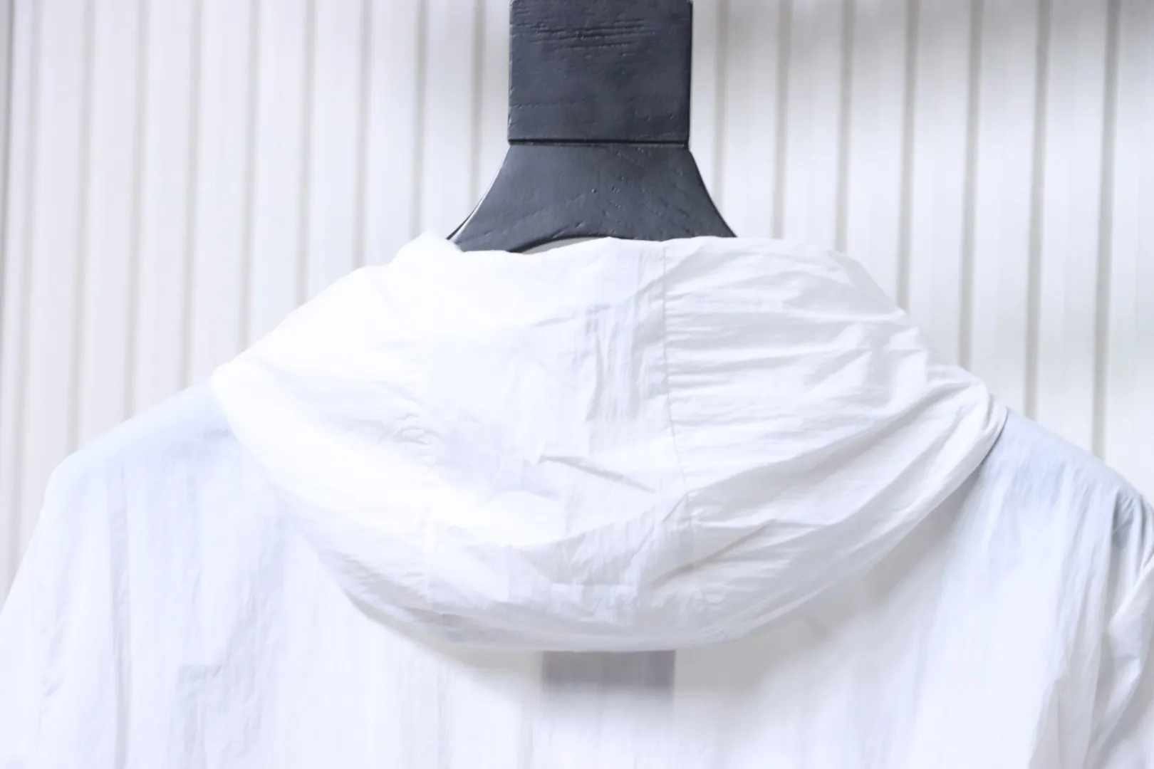 THOM BROWNE Hinterhalsband