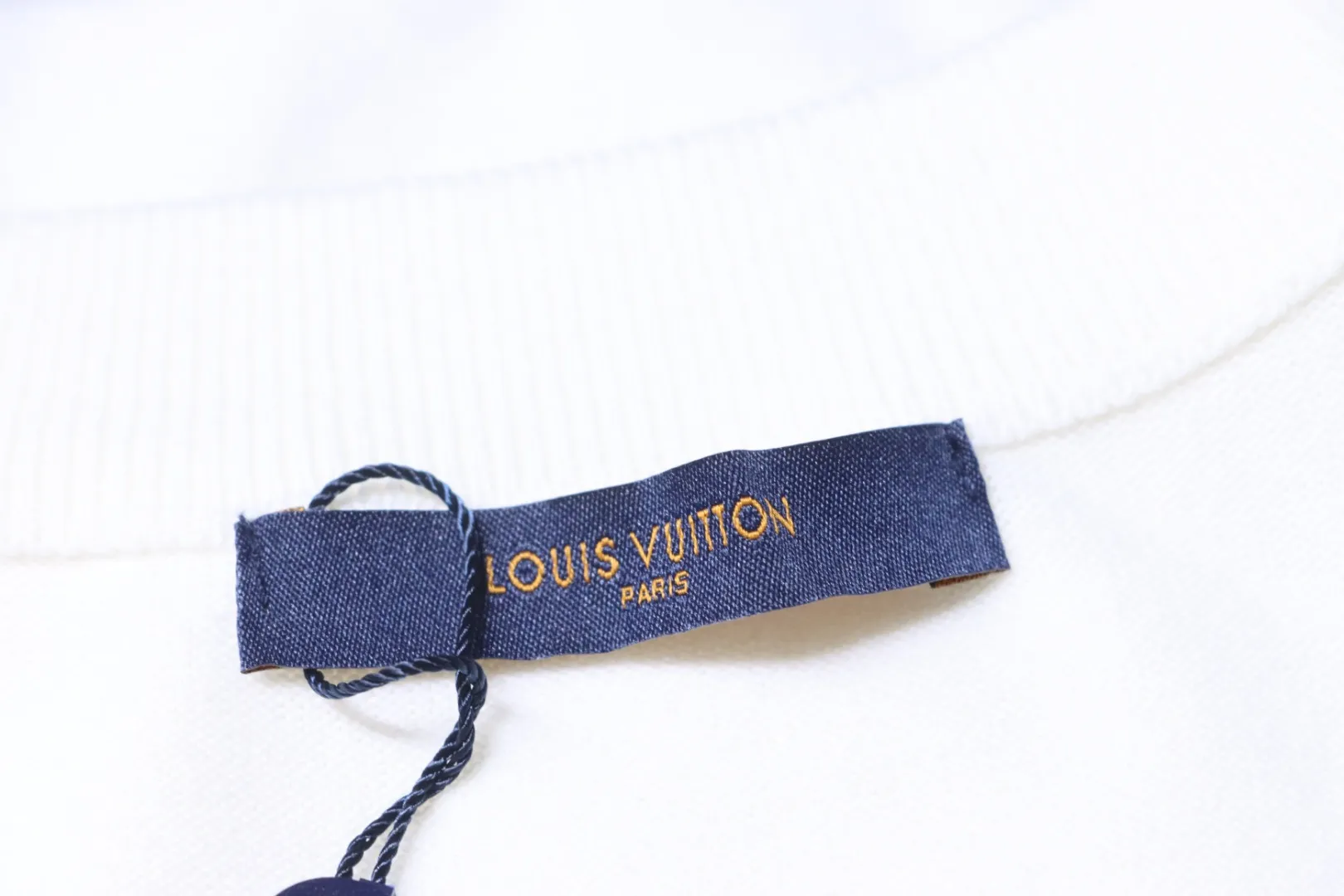 Louis Vuitton Markenetikett