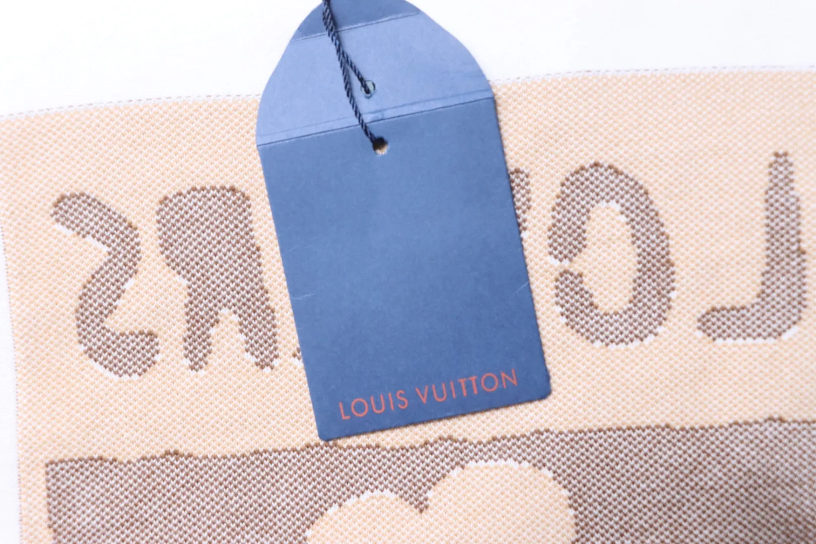 Louis Vuitton Hangtag