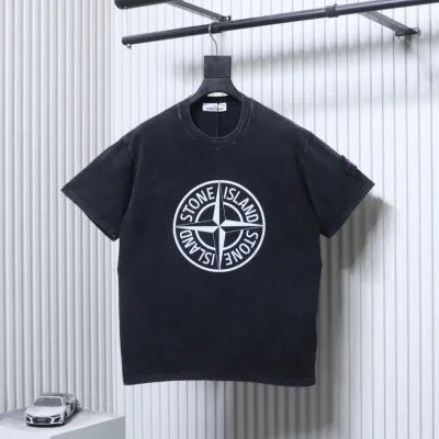 Stone Island Vorderansicht