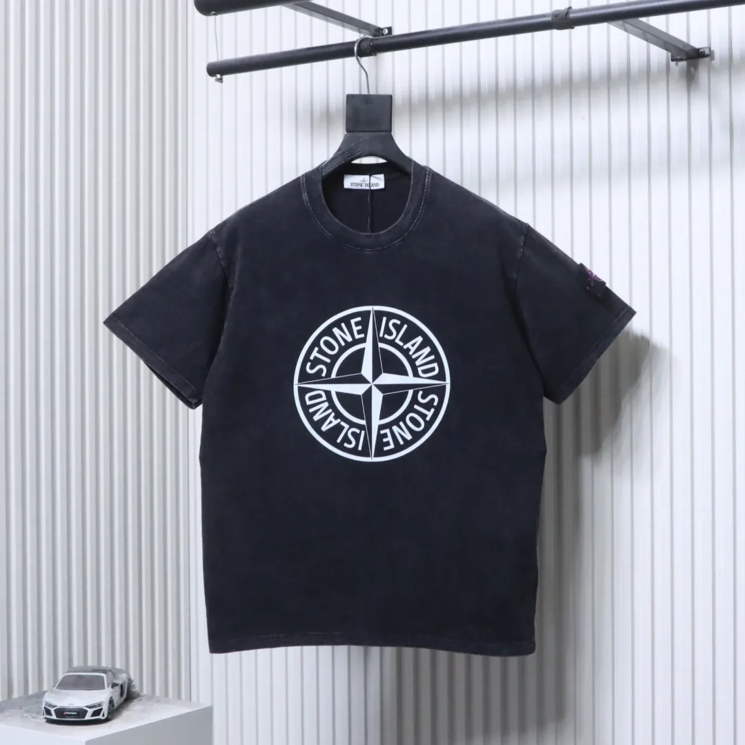 Stone Island Vorderansicht