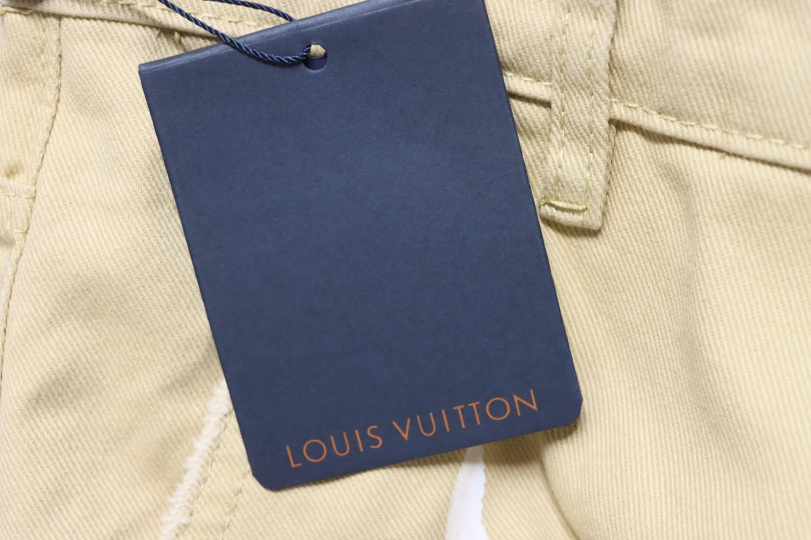 LouisVuitton Hangtag