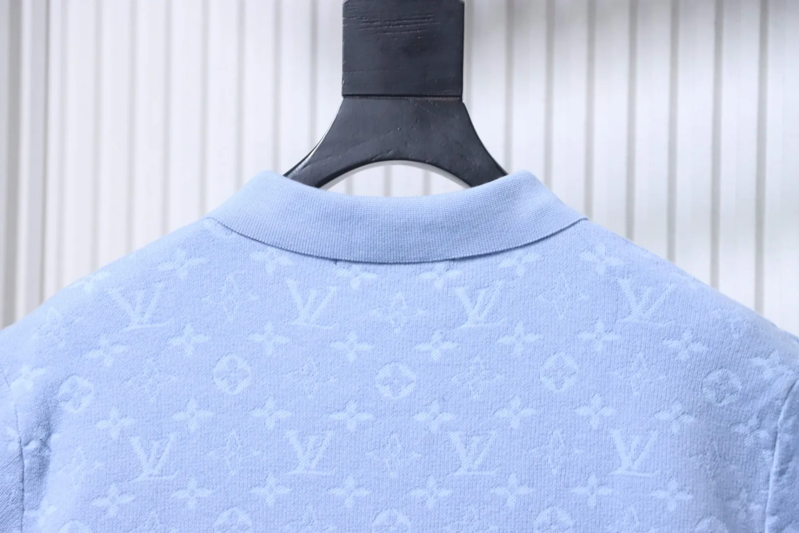 Louis Vuitton Hinterkragen