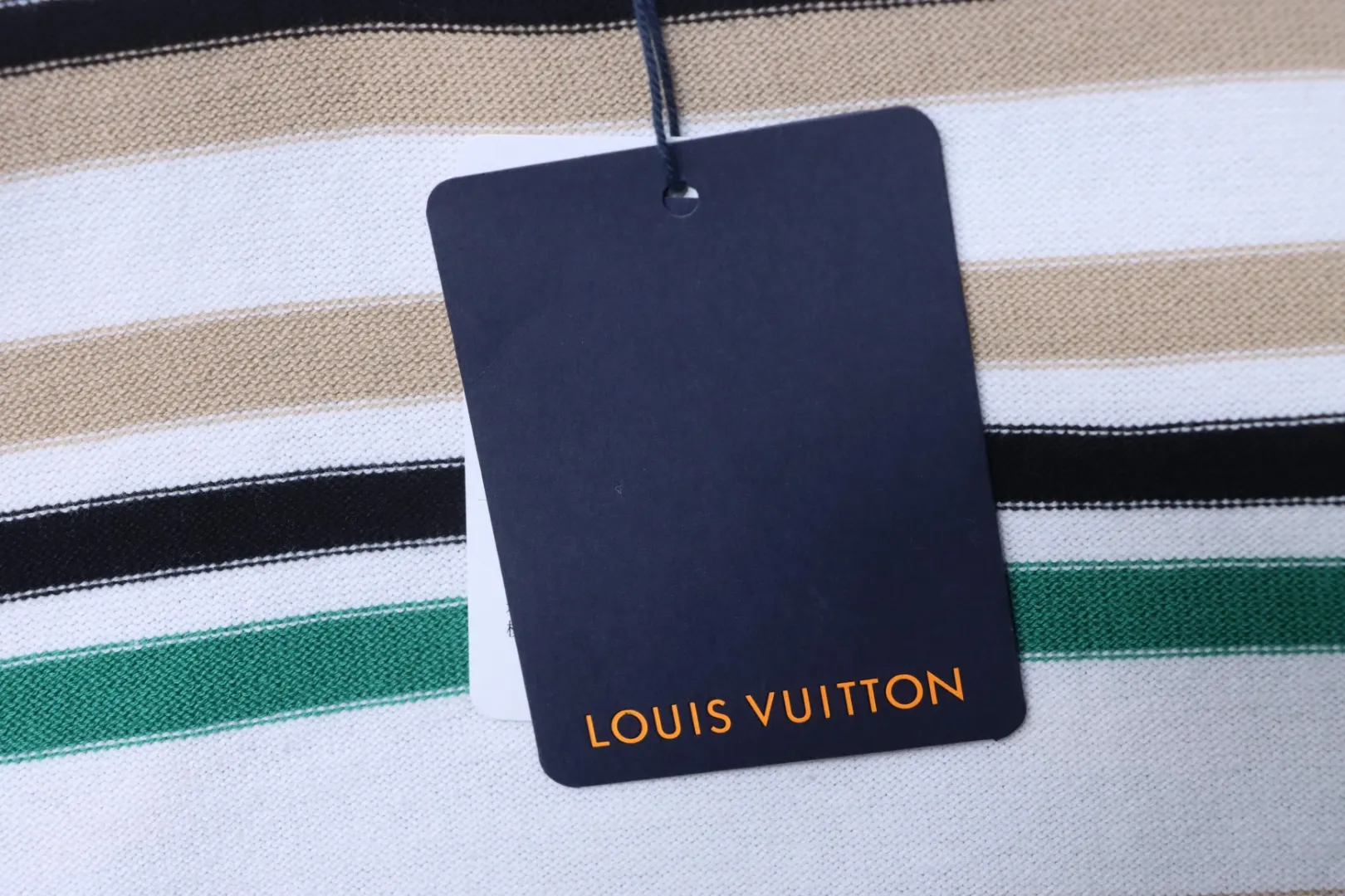 Louis Vuitton Hangtag