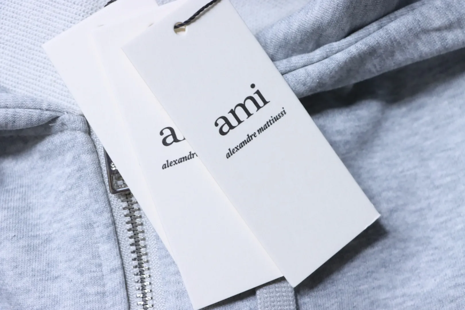 Ami Hangtag