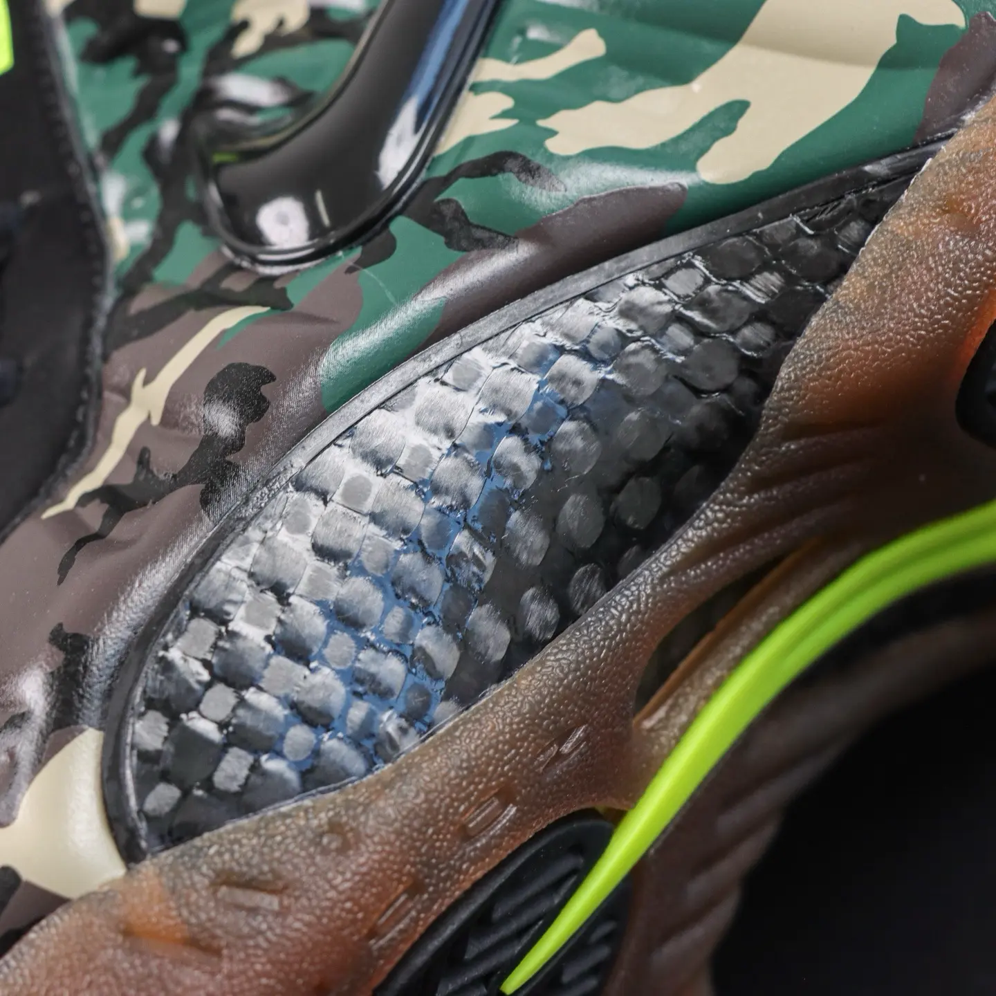 Air Foamposite Pro Camo IM5204-001 – Bild 11