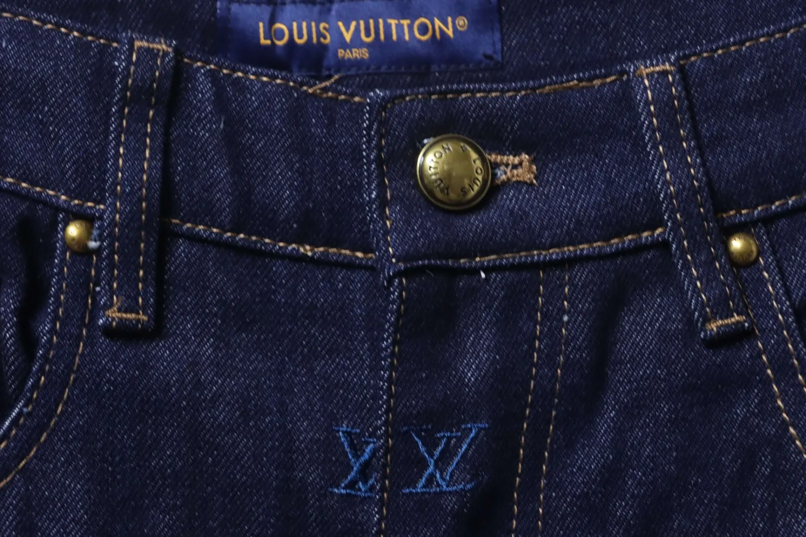 Louis Vuitton Knöpfe
