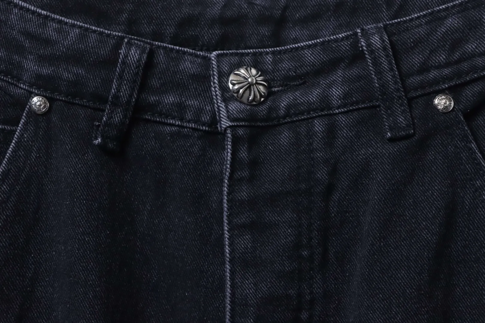 Chrome Hearts Knöpfe