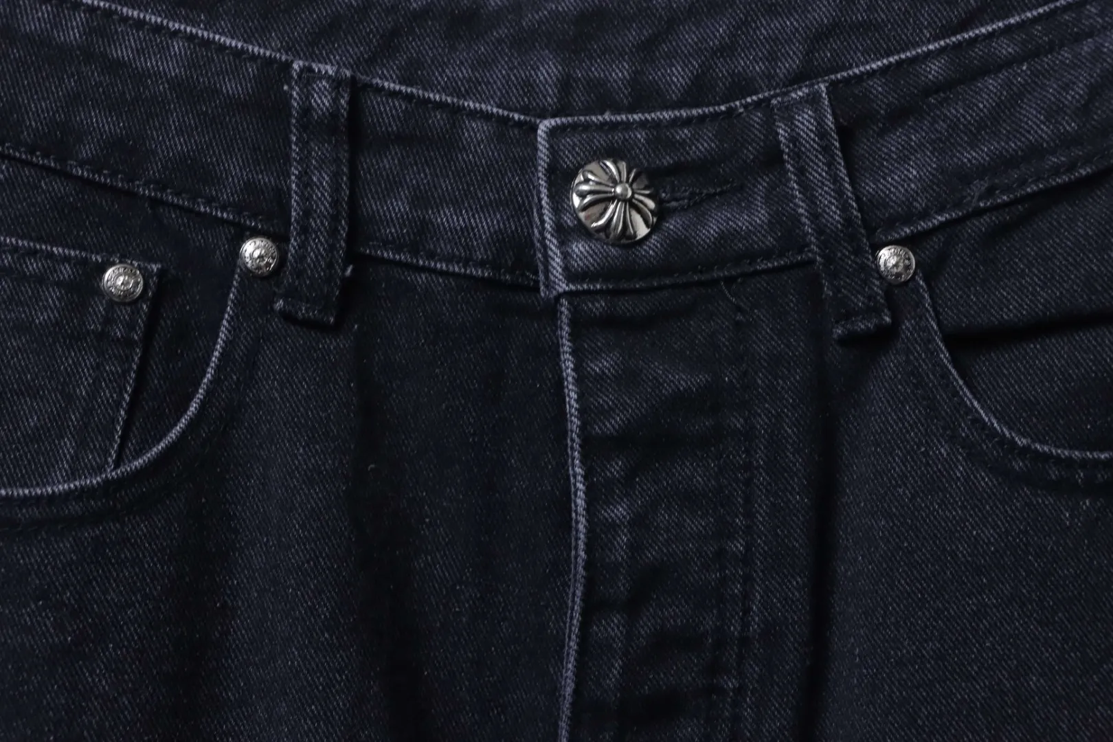 Chrome Hearts Knöpfe