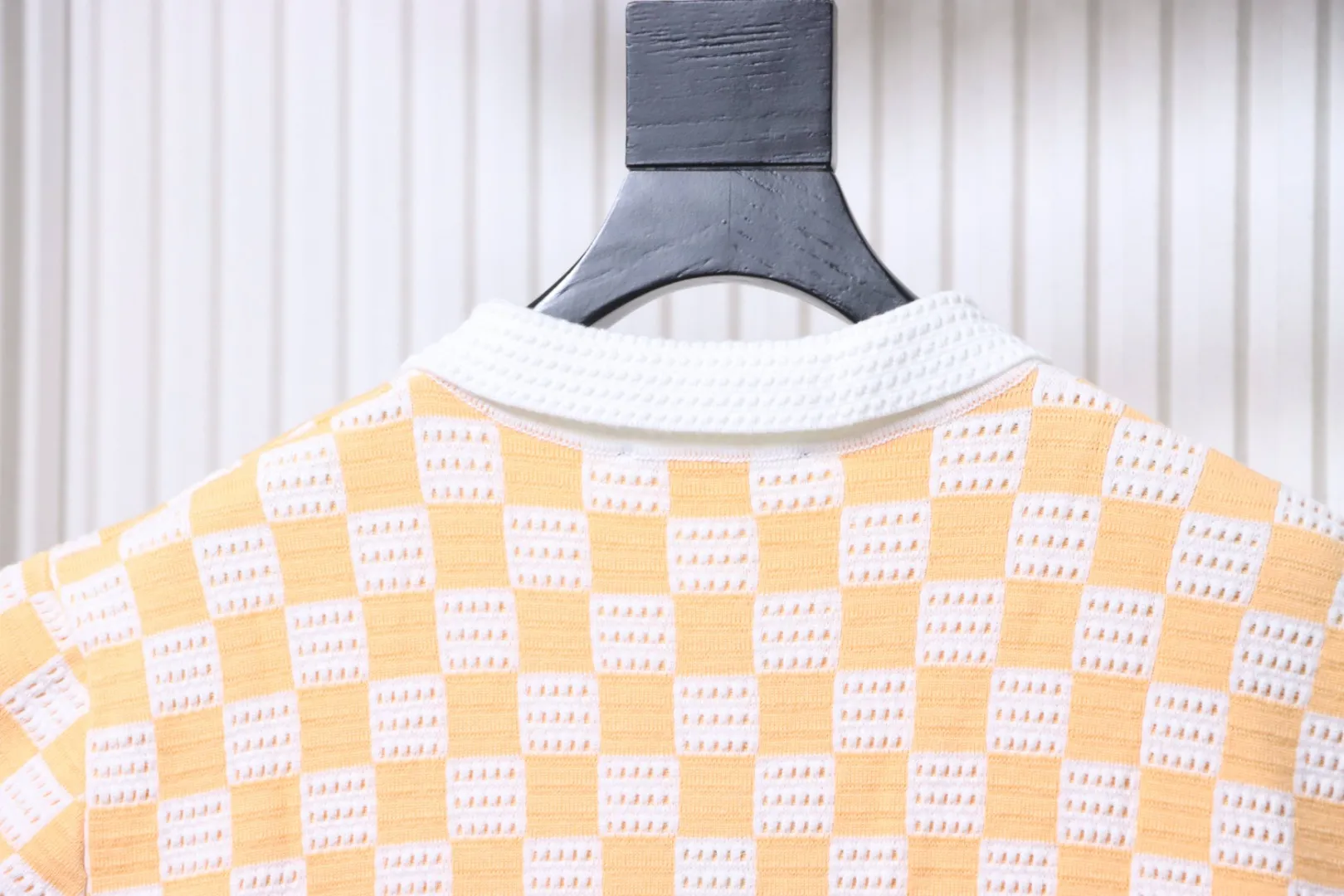 Louis Vuitton Hinterer Kragen