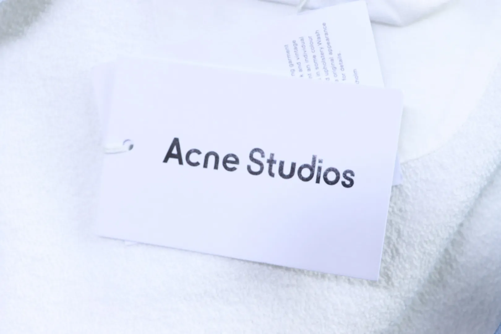 Acne Studios Hangtag