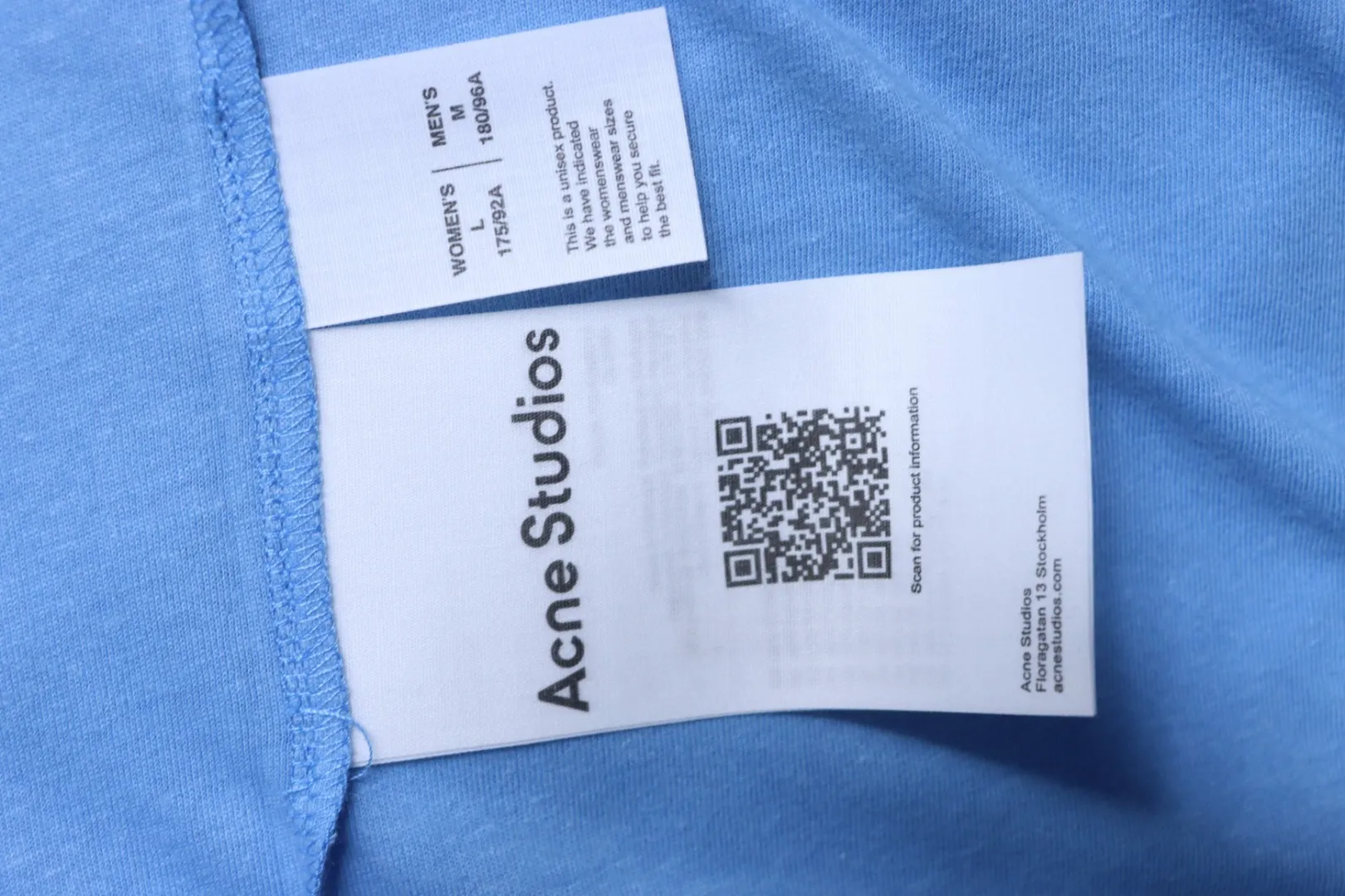 Acne Studios Pflegeetikett
