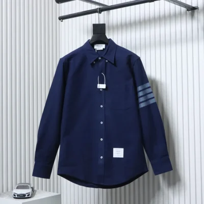 Thom Browne, Vorderansicht