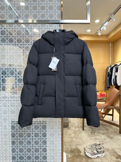 Dior Vorderansicht Schwarz