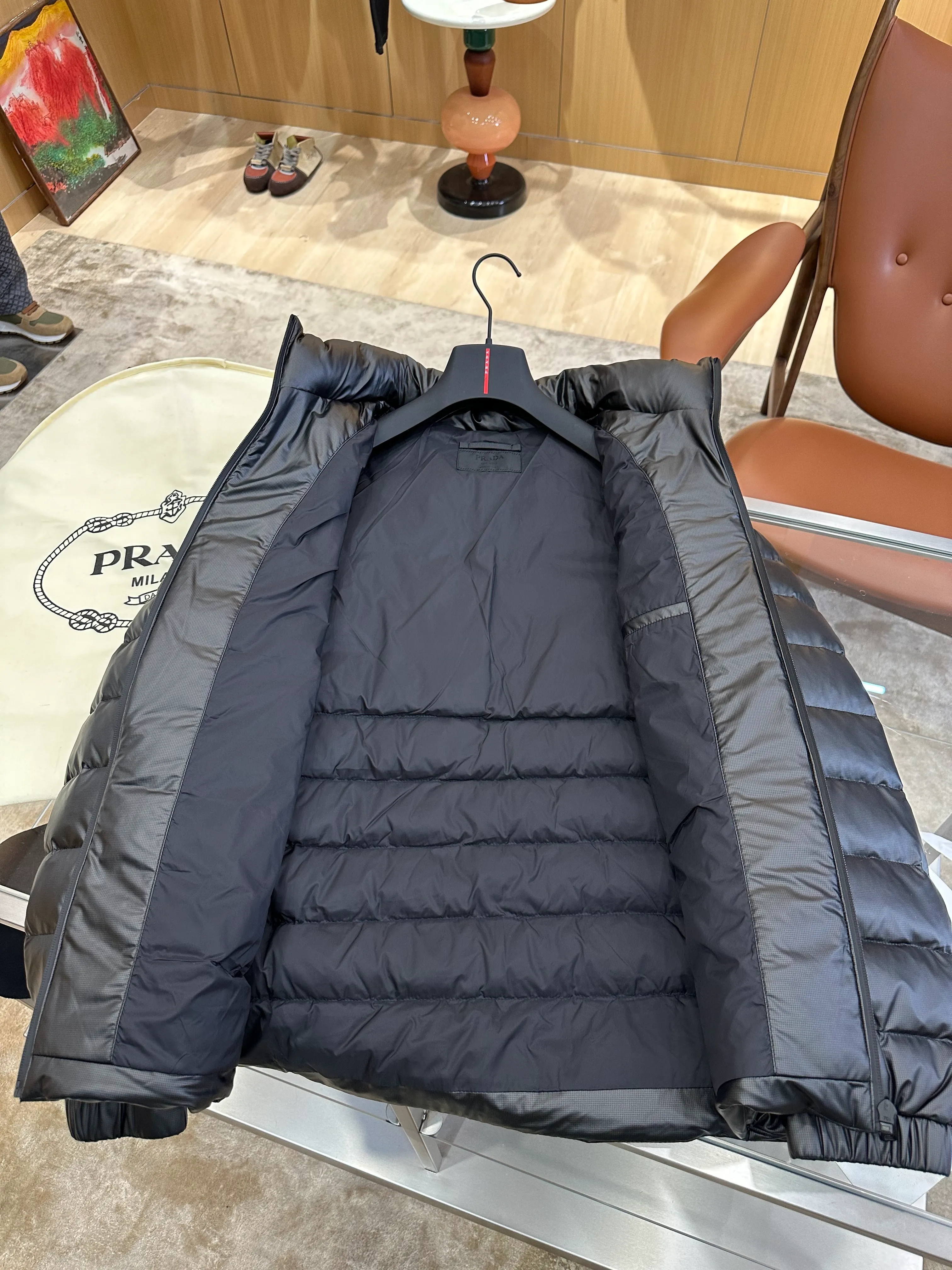 Prada – Offene Ansicht