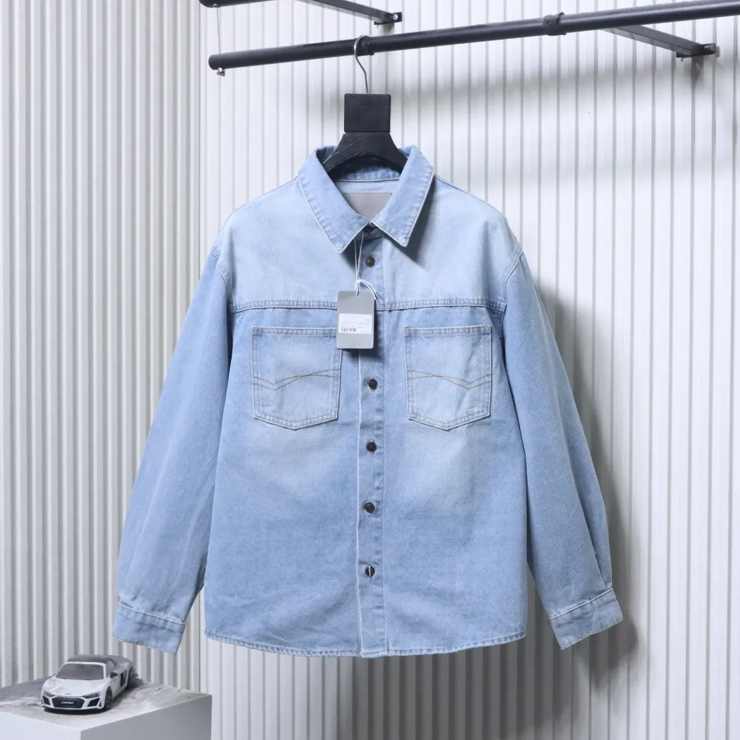 Balenciaga Vorderansicht