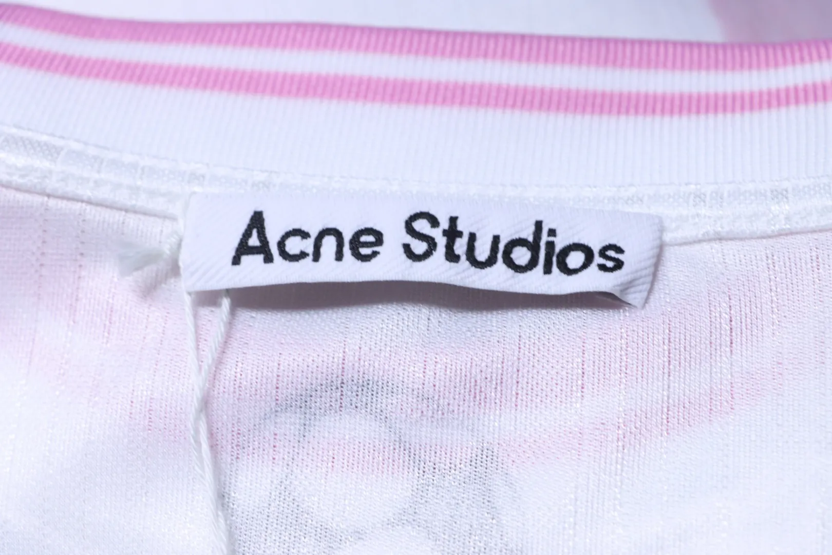 Acne Studios Markenlabel